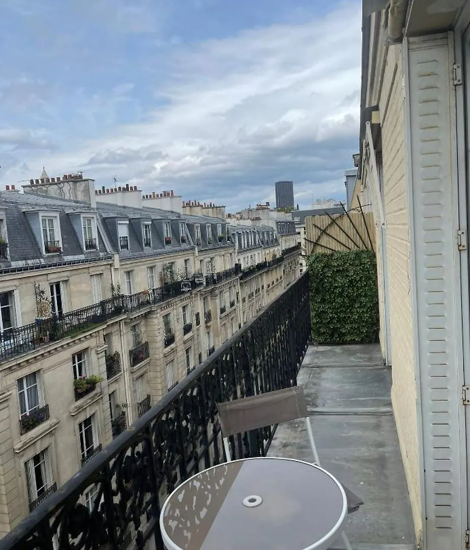 Appartement Avec Terrasse 14 Eme París 0*,  Francia